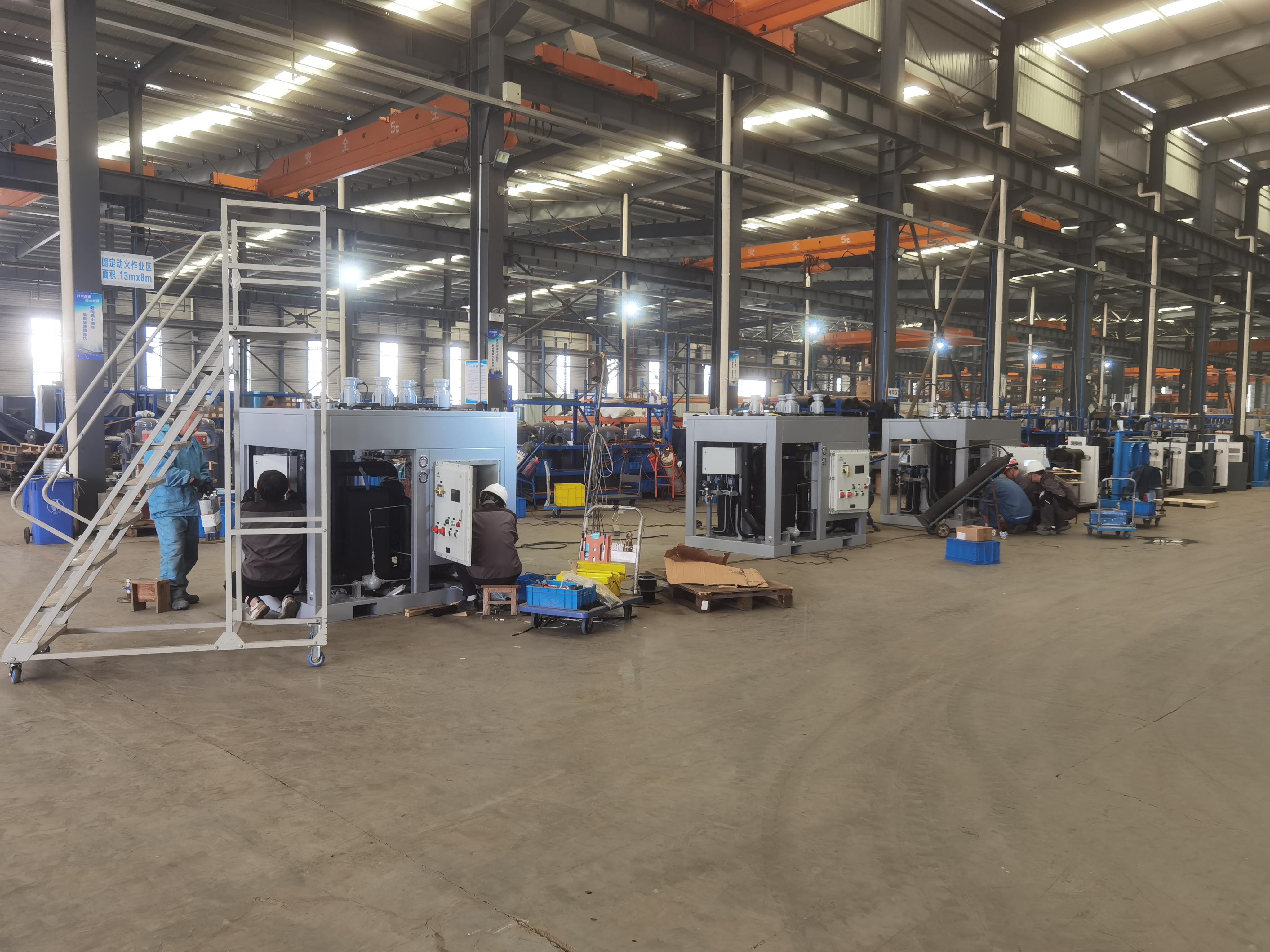 全力以赴趕制冷干機(jī) 3臺(tái)304AGT將用于海洋事業(yè)